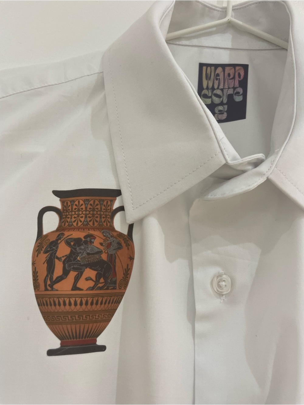 Upcycled graphic collage white button-down shirt unisex S/M - Picture 4 of 4